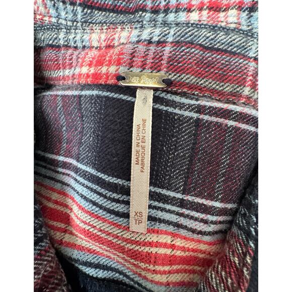 Free People Plaid Front Floral Back Flannel Shirt Size XSMALL Women's XS - Picture 3 of 6